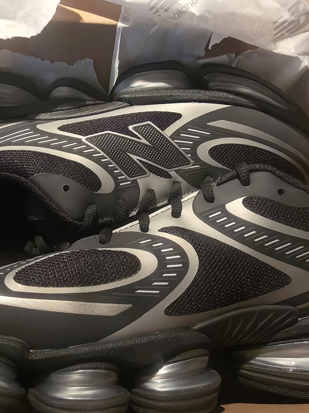 New Balance Abzorb 2000 Men’s Black Performance Running Shoes Brand New In Box